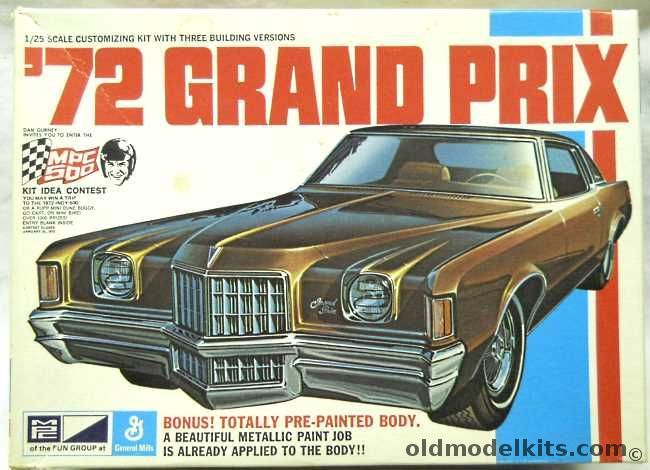 MPC 1/25 1972 Pontiac Grand Prix - Stock / Ski Machine / Spoof Version, 1-7221-250 plastic model kit